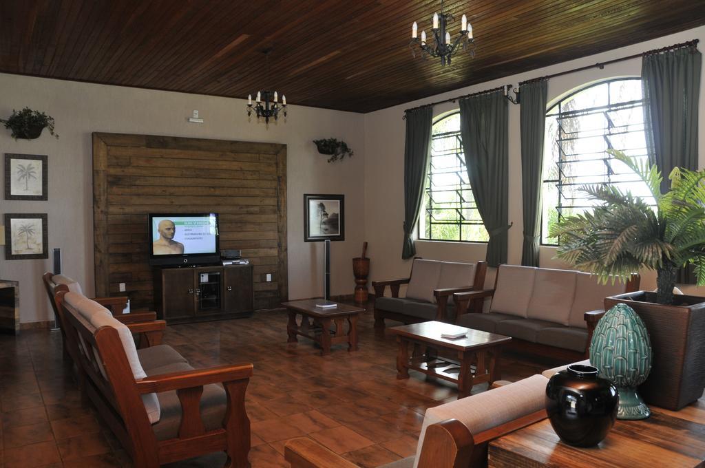 Hotel Fazenda Sao Matheus Серра-Негра Экстерьер фото